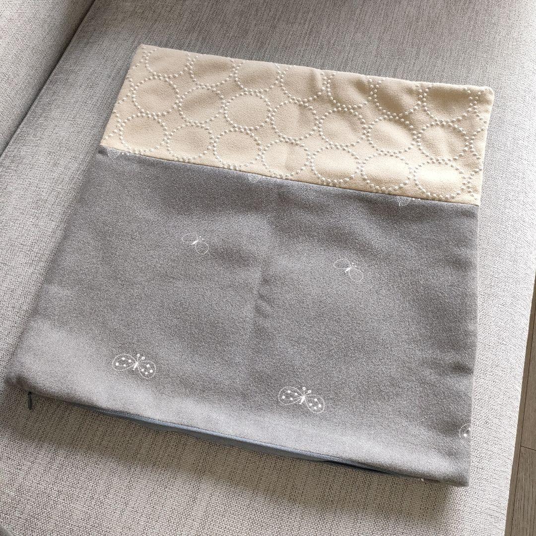 ミナペルホネン クッションカバー グレー/ホワイト