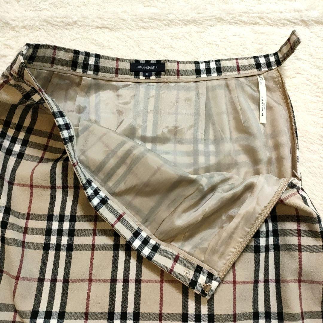 美品 大きめ バーバリーロンドン スカート 15号 ノバチェック タイト