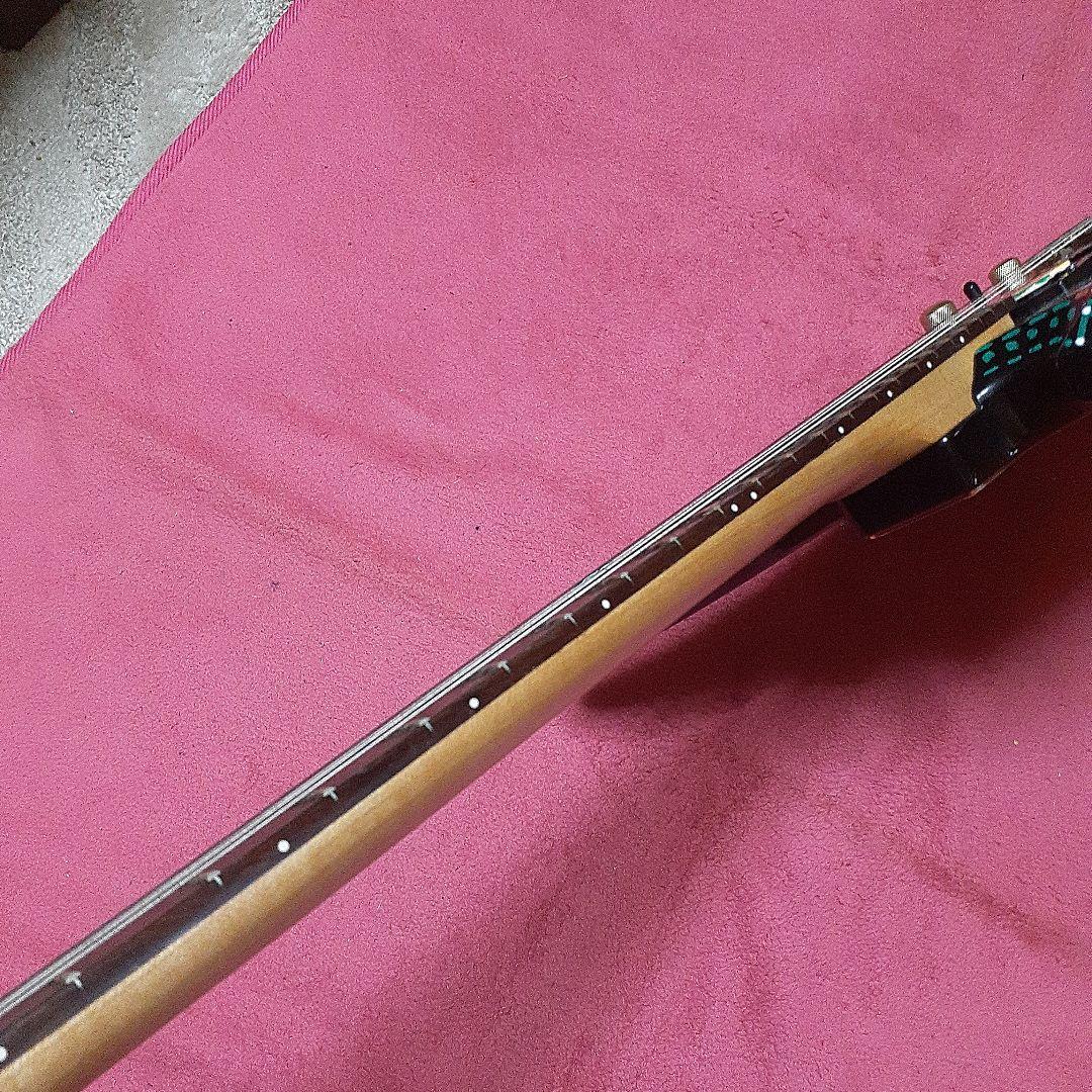 【良・美品】アメーバペイント・hideモデル。モッキンバードエレキギター。