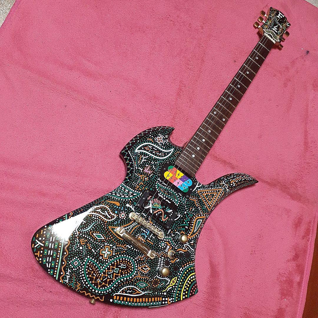 【良・美品】アメーバペイント・hideモデル。モッキンバードエレキギター。