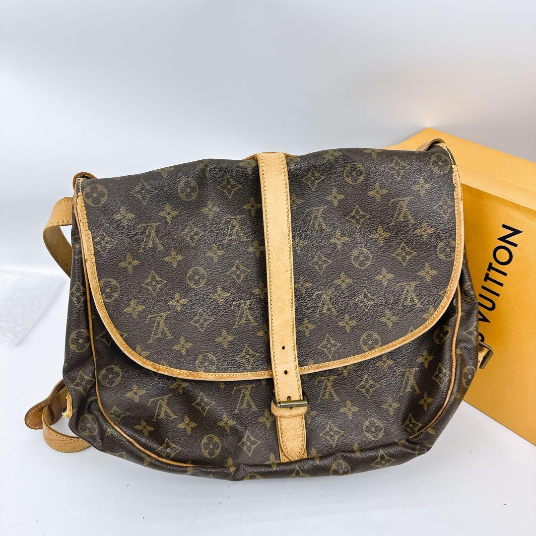 ルイヴィトン　モノグラム　ソミュール35 ショルダーバッグ