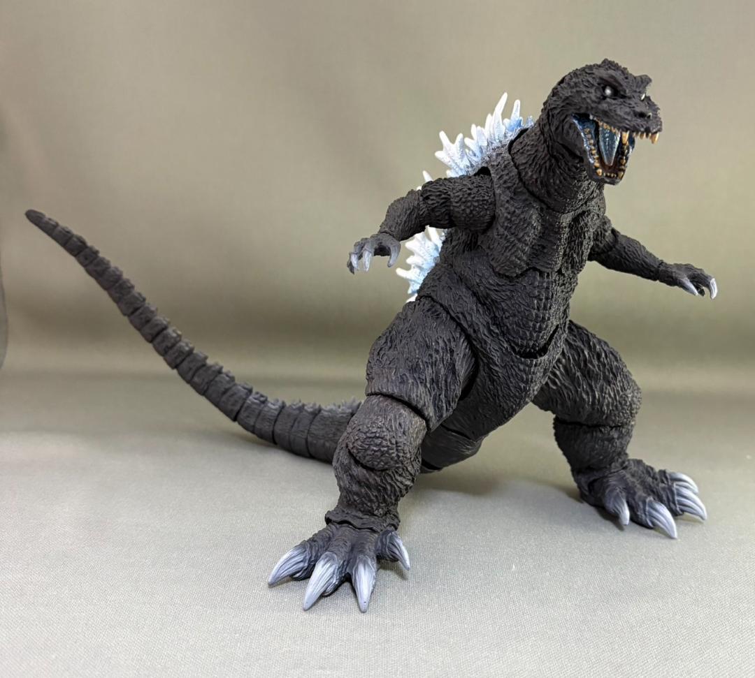 S.H.MonsterArts ゴジラ（2001）放射熱線Ver.　中古美品