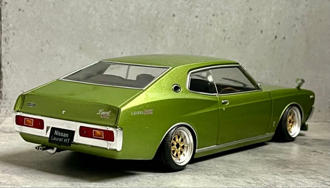 国産名車 1/24 ローレル カスタム ガレージ ジオラマ 旧車 ミニカー