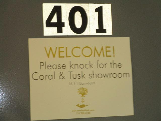 コーラル＆タスク ラッキーカエルポーチ「ベルポーチ付きラッキーフロッグ」N18