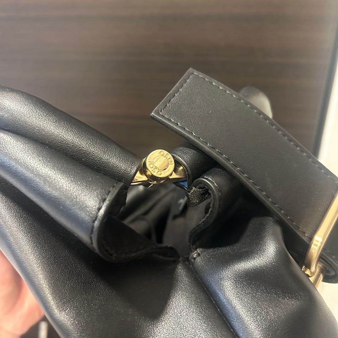 osoi オソイ　ブラック レザー ショルダーバッグ　韓国　ファッション　カバン