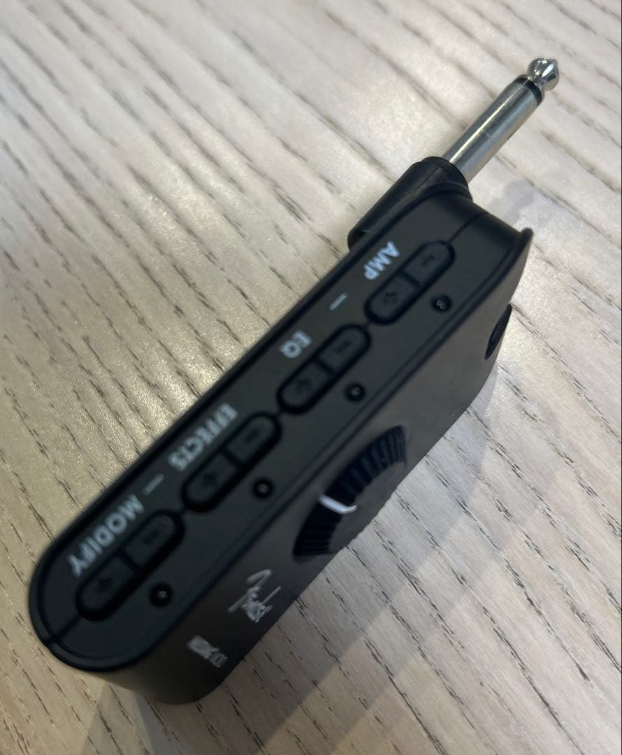 Fender Mustang Micro アンプシミュレーター　専用ケース付