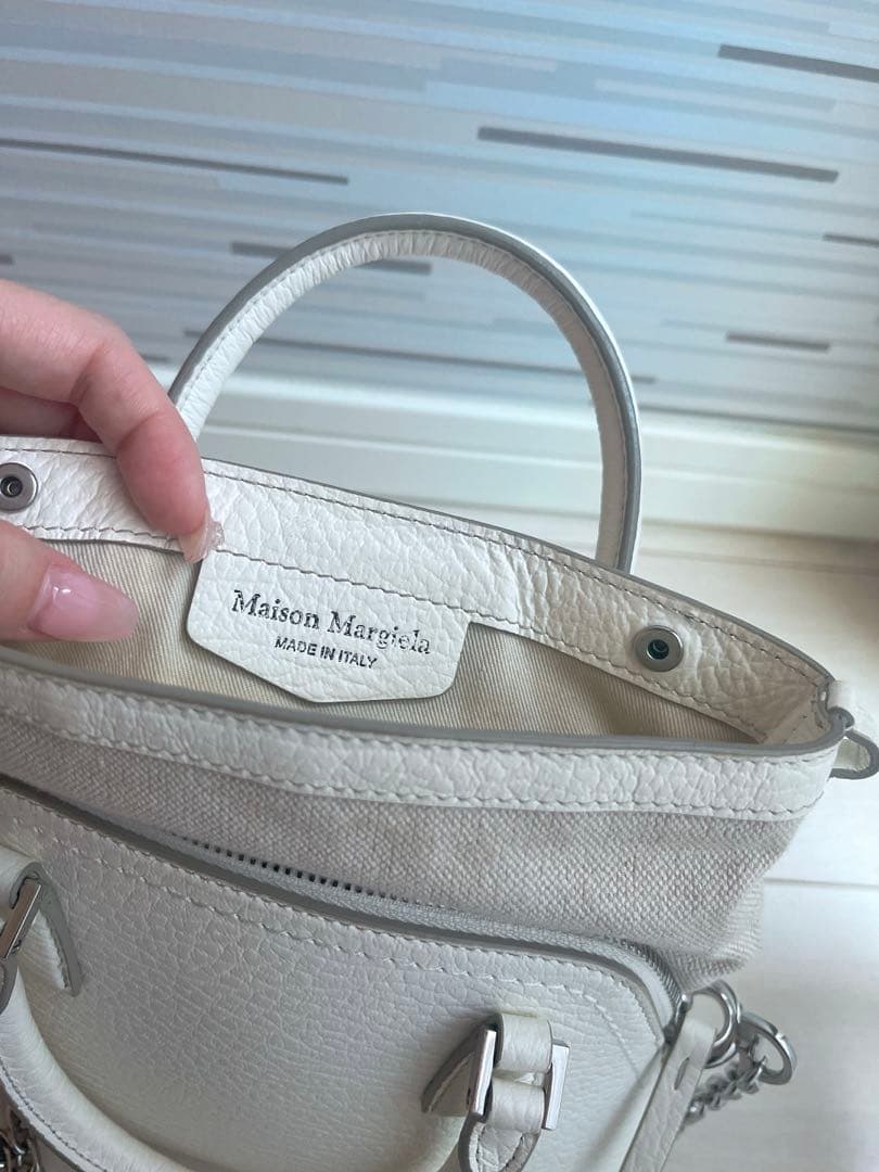 メゾンマルジェラ 5AC マイクロ S56WG0081 2way 白 シロ