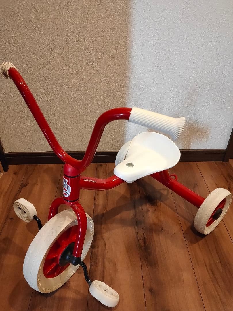 ボーネルンドWinther ウィンザー社 ペリカンデザイン三輪車 赤
