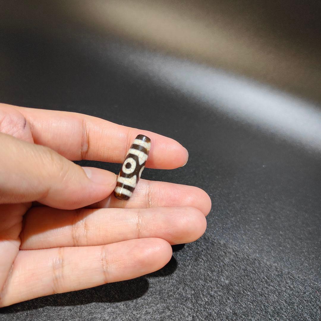 57 至純龍紋蓮華三眼天珠 レア物 天珠 風水 占い 魔