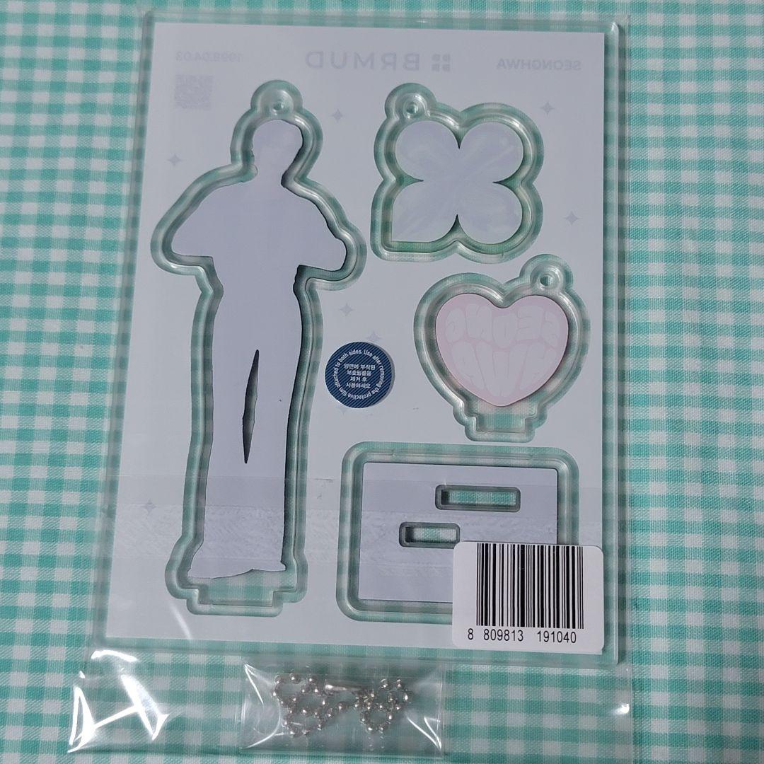 ATEEZソンファ BRMUD アクスタ ステッカー - メルカリ