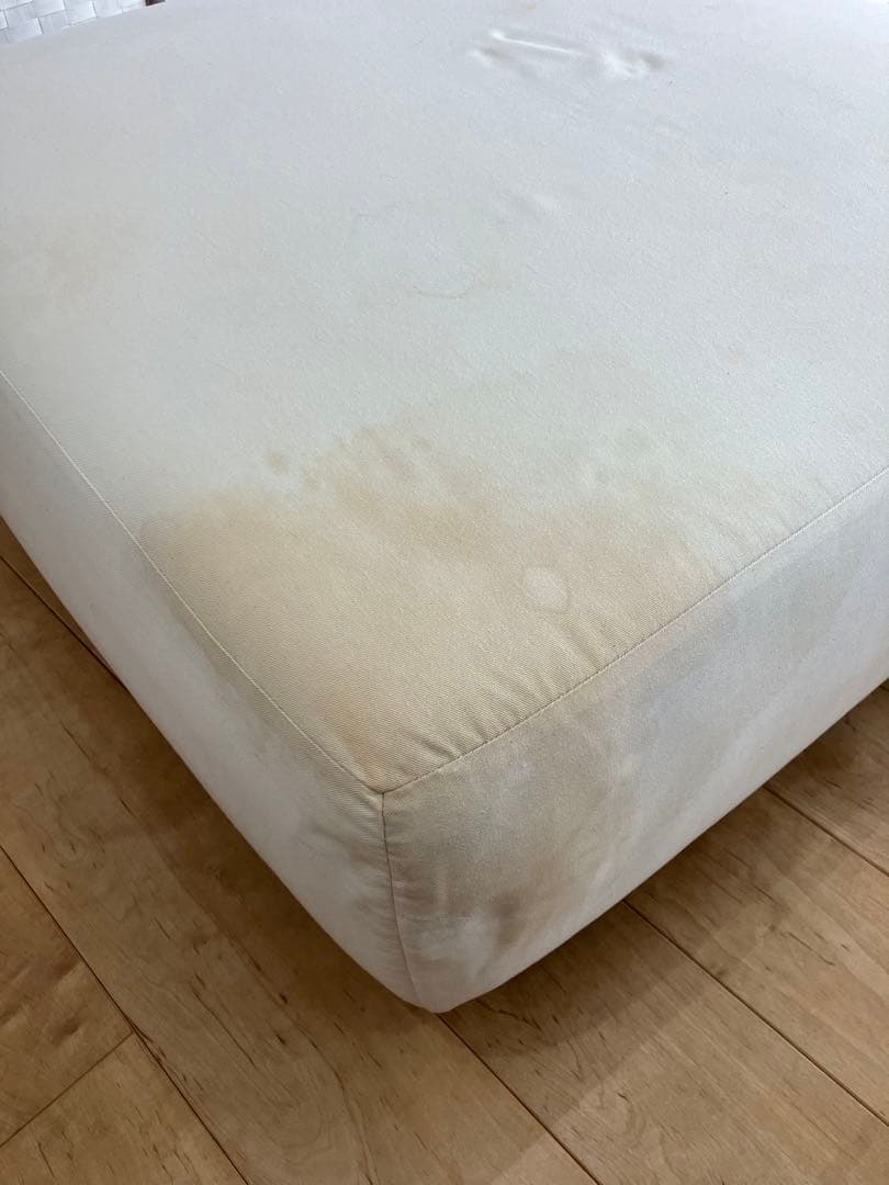 【送料込み】ノイエス　NOYES オットマン　Decibel C4