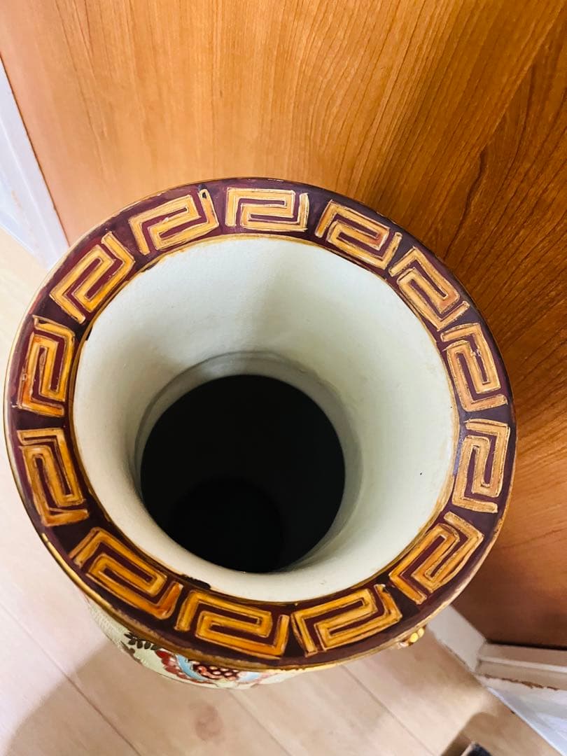 中国壺 飾り壺 中国製 チャイニーズ MADEINCHINA 大きい ゴールド