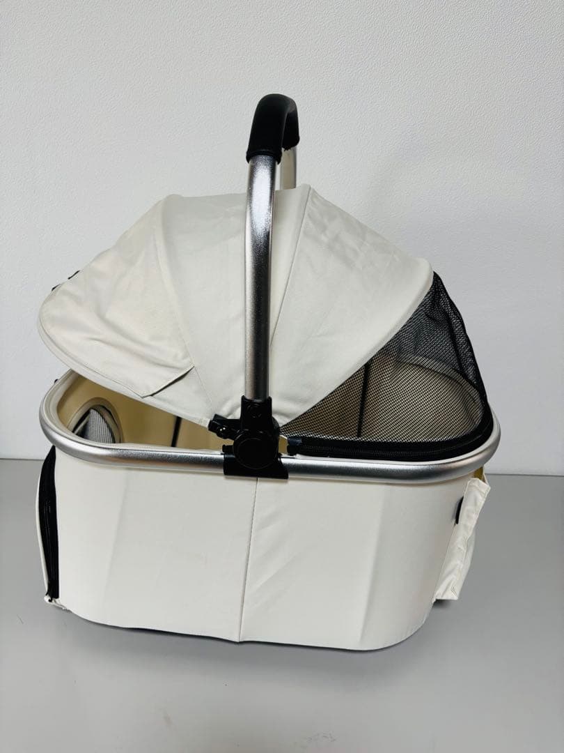 値下げ　送料無料！美品 ペットカート smooca mini《ホワイト》