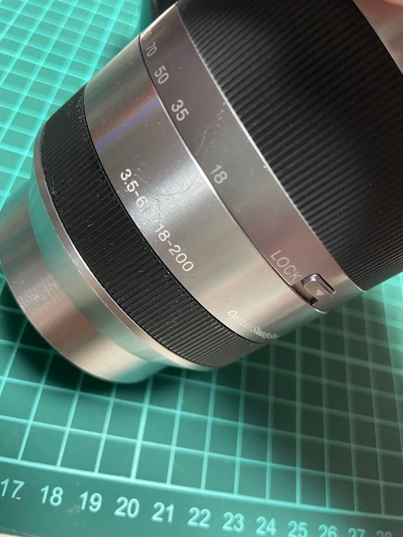 SONY E18-200mm F3.5-6.3 OSS （APS-C）