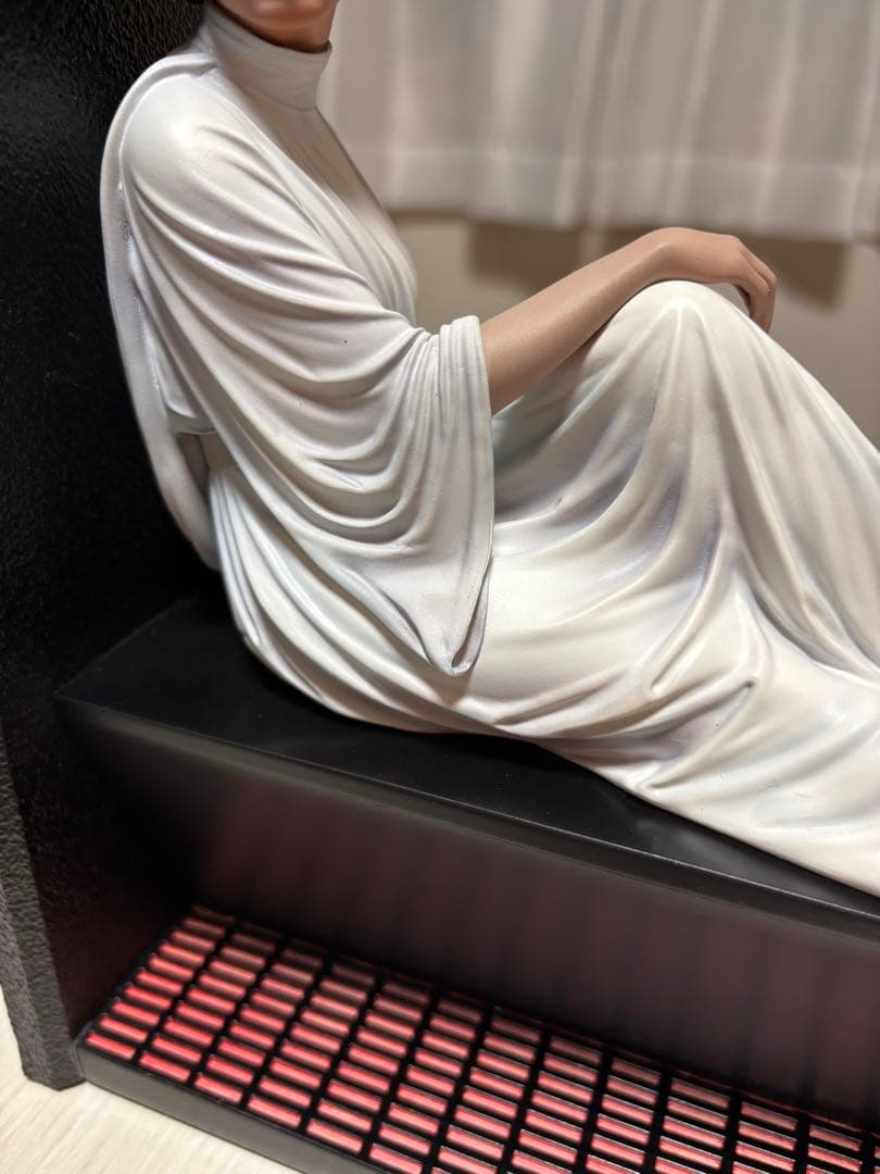 ジェントルジャイアント スターウォーズ 1/6 レイア スタチュー