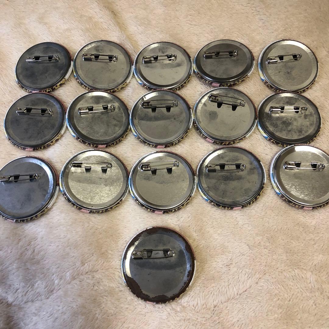 【めいちゃん】缶バッジ XYZ