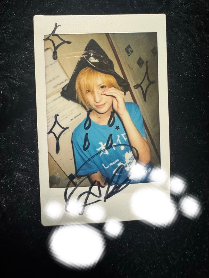 オトイロハ 愛玖 チェキ(サイン入り)