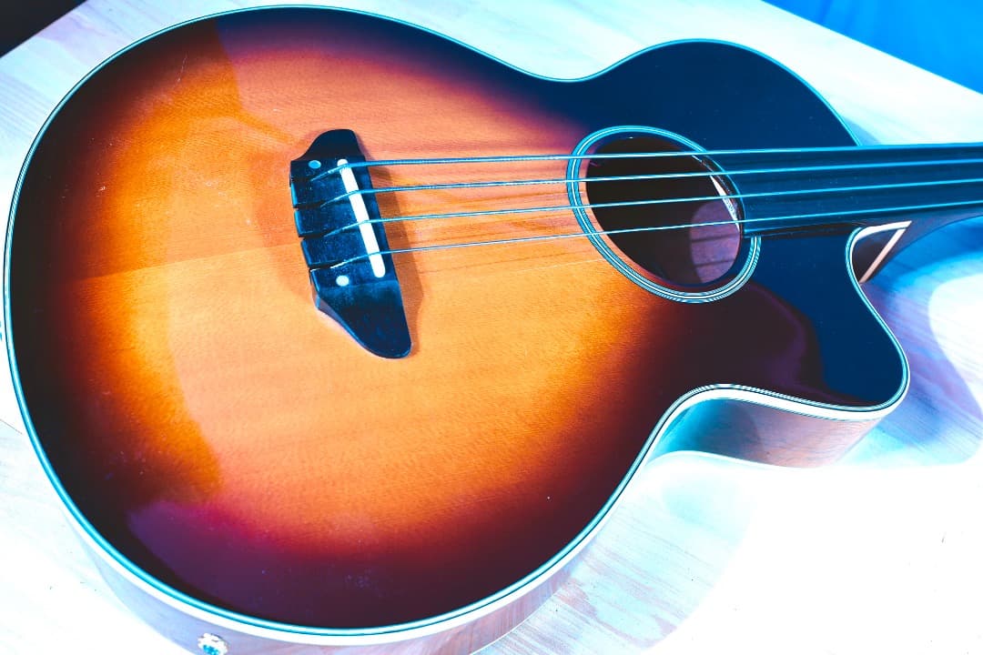 YAMAHA APX-B12F フレットレス・エレキベース ジャンク - メルカリ