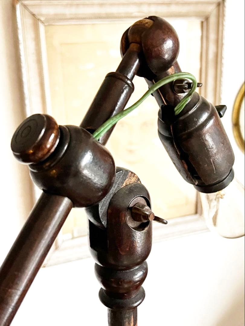 貴重！アンティークアーム木製のスタンドランプ 戦前スタンドライト