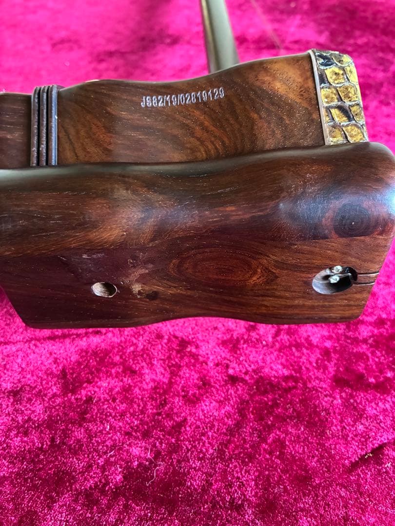 格安二胡★最上級・明清旧料・老紅木★錦蛇皮★蘇州科韻・李玉貴製作★十年保証