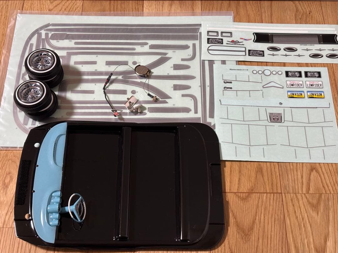 ビ*ド様 REDCAT 1959 IMPALA ラジコンボディーとホイールとオマ