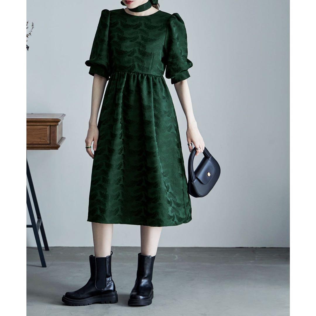 etoll. エトル　ジャガード　パフ　スリーブ　ドレス グリーン