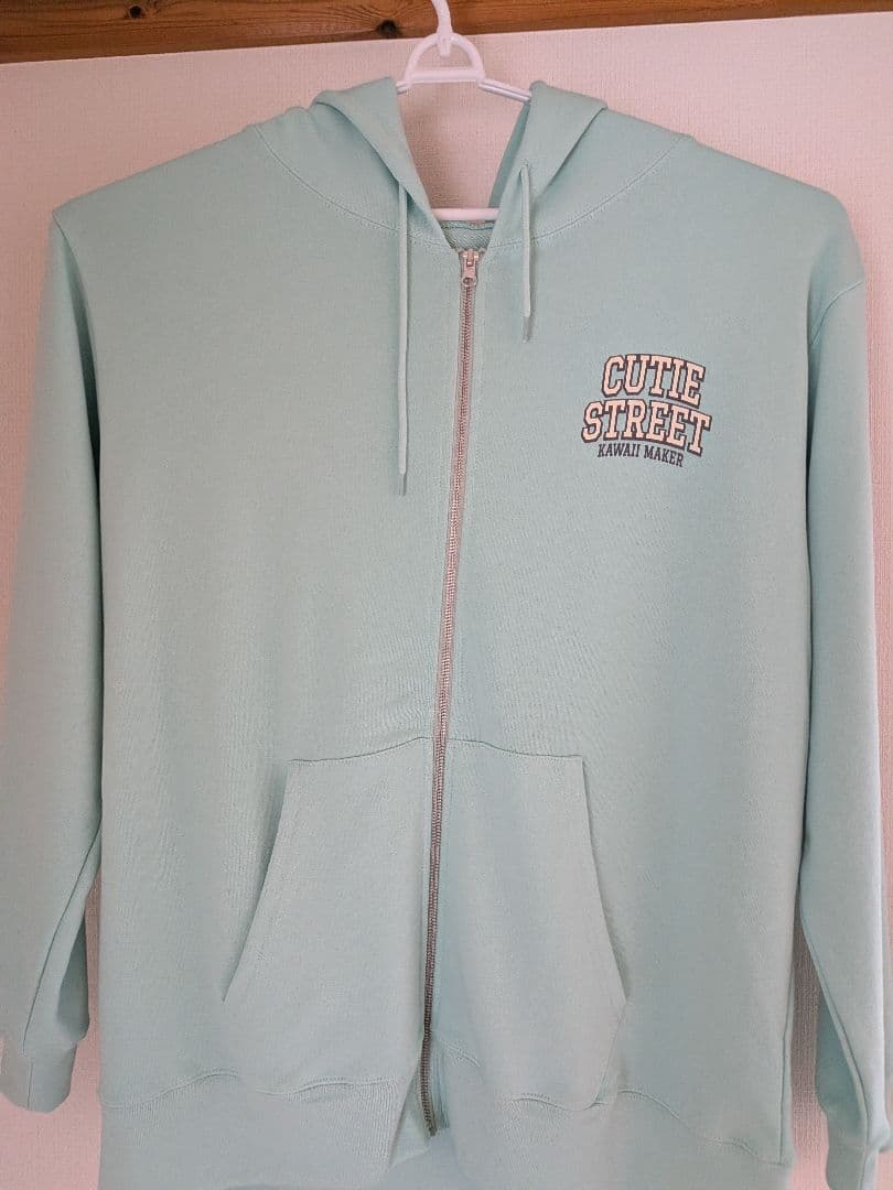 CUTIE STREET OSHI API Zip-up hoodie - メルカリ