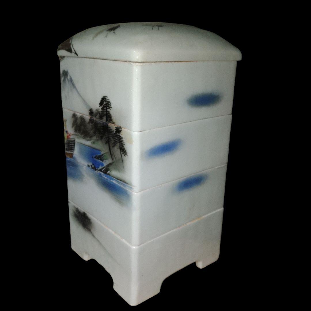 有田焼　松峰　金彩色絵重箱　4段積