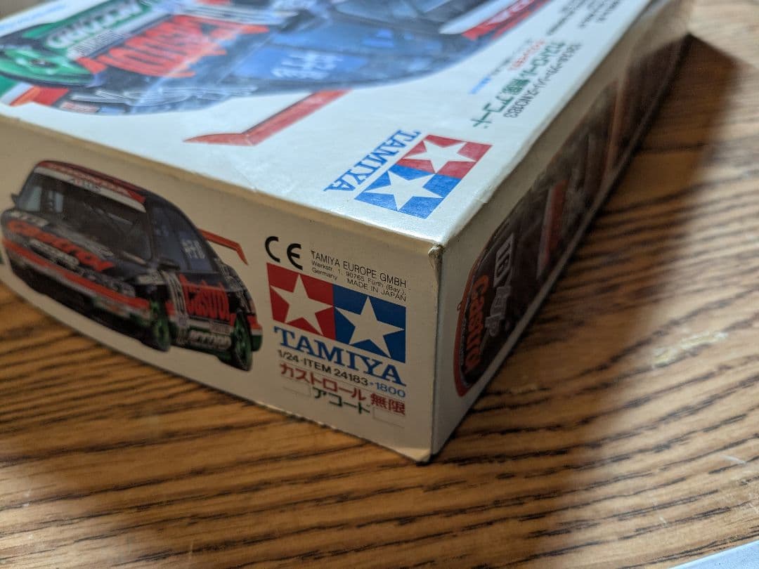 タミヤ TAMIYA　プラモデル カストロール 無限 アコード
