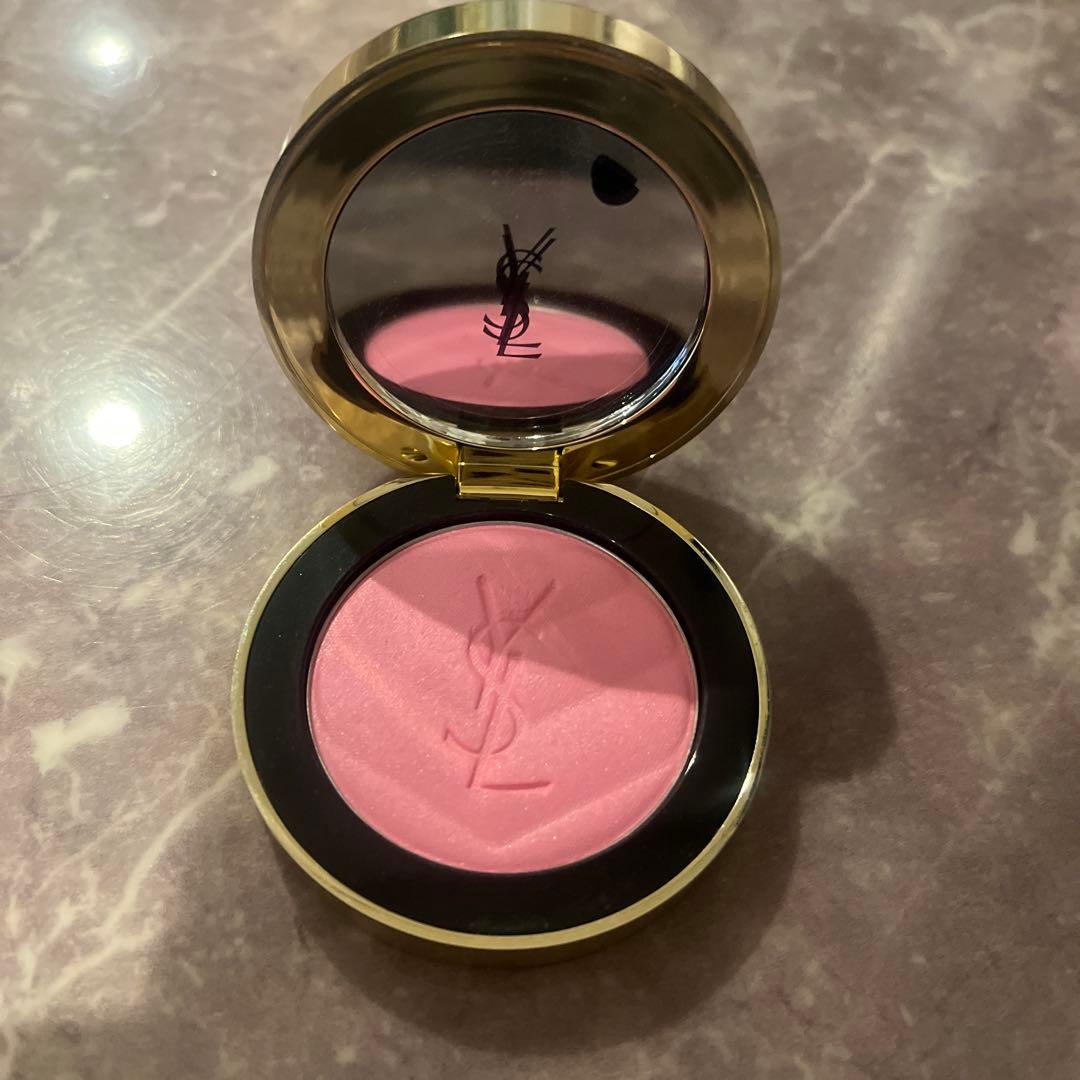 YSL イブサンローラン　メイクミーブラッシュチーク 42 baby doll