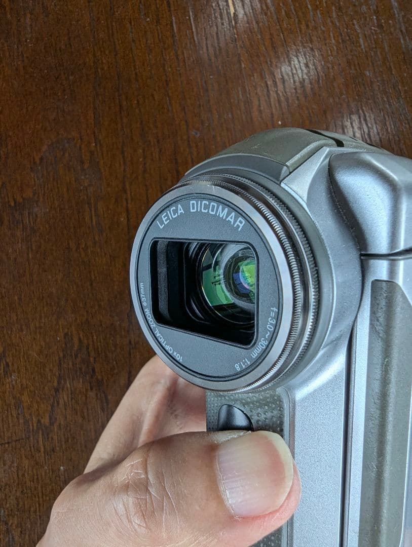 Panasonic SDR-S200-S ビデオカメラ 本体