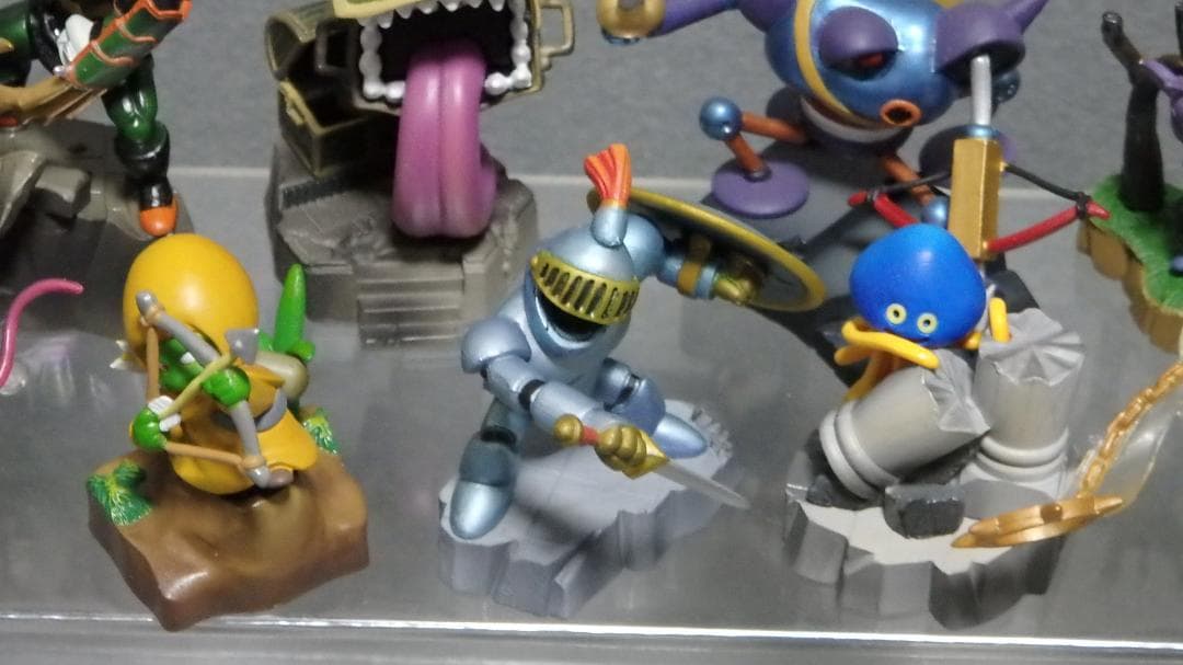 ドラゴンクエスト モンスターズギャラリー フィギュア さまようよろいキラーマシン