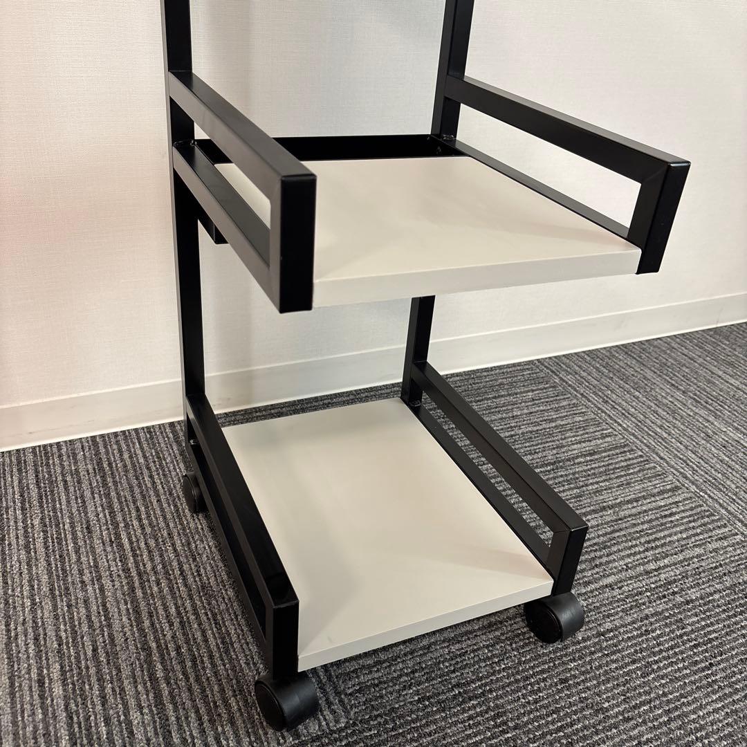 美品】【GANA】ワゴン アンフォーマ/マツエク/まつ毛パーマ/エステ/ネイル