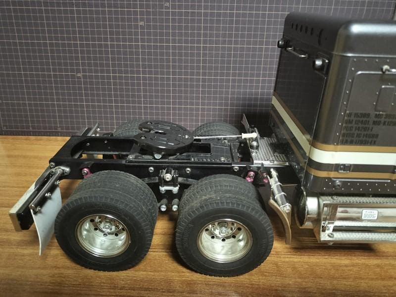 し*ん様 タミヤ 電動RC 1/14　レーラーヘッド キングハウラー メタリック