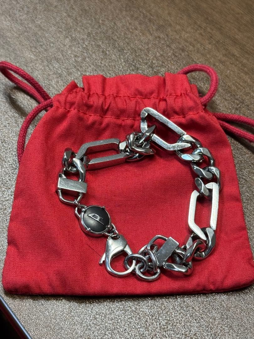 シルバーチェーンブレスレット