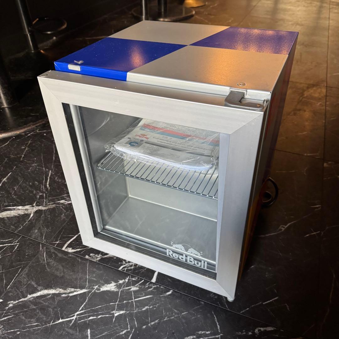 非売品】未使用 Red Bull 小型冷蔵庫 ガラス扉 2段収納#インテリア