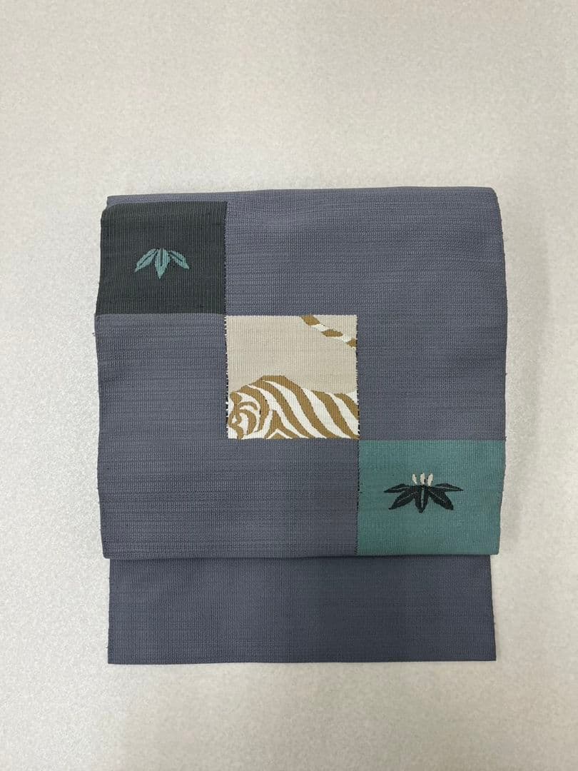 vintage】帯留め 珊瑚 和装小物 チェリー さくらんぼ 昭和 レトロ 雀に