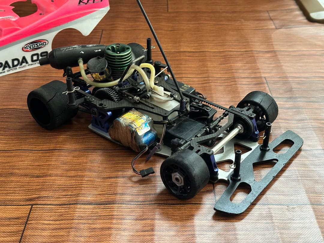 スパーダ09 京商　1/12 エンジンカー