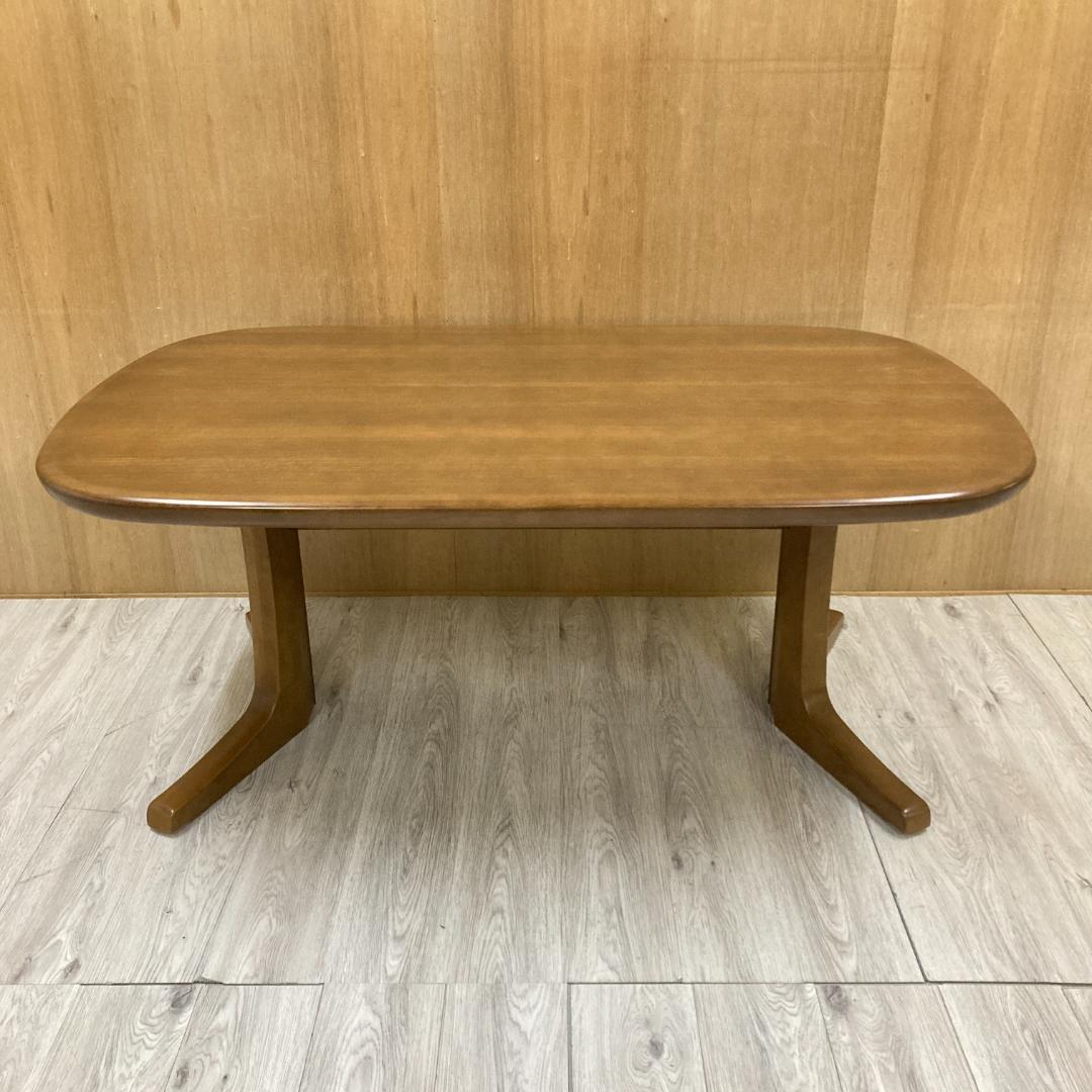 【カリモク】ダイニングテーブル　　食卓　天然木