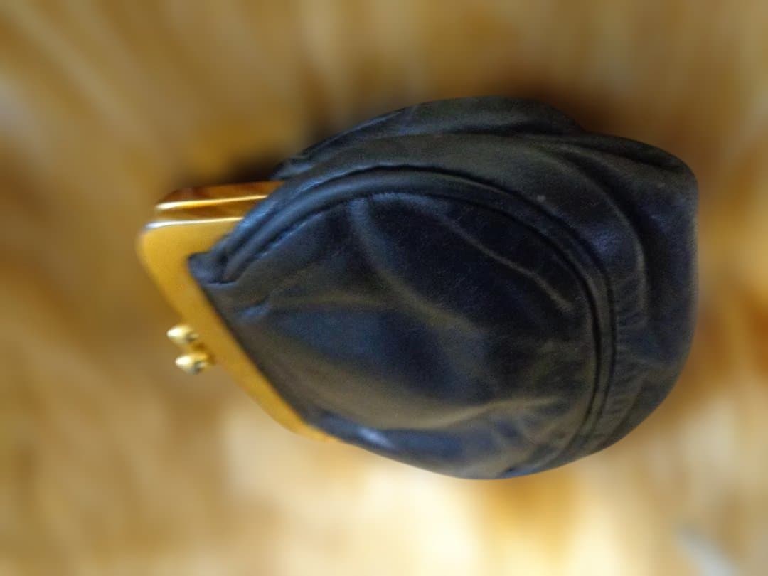 PRADA ブラックレザー がま口ケース