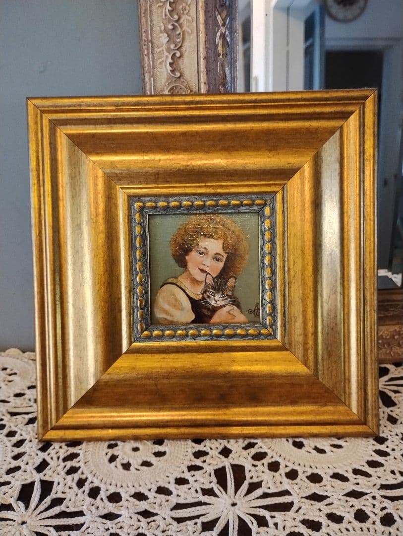 少女と猫の絵画 金色フレーム付き　油絵 少女と猫の絵画 金色フレーム付き 油絵 油絵 ねこ 少女と猫の絵画 金色