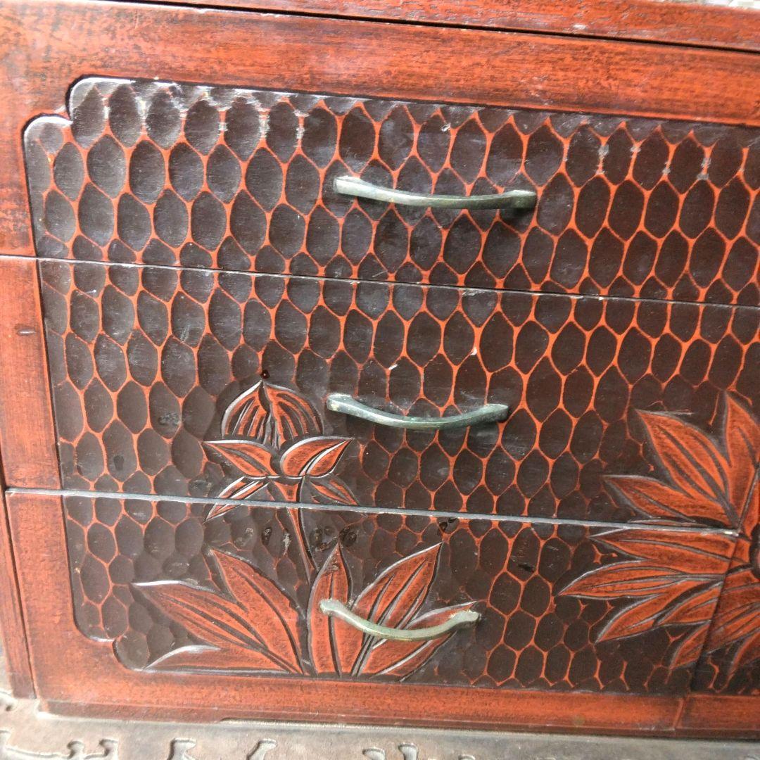 鎌倉彫の 小型 茶箪笥、整理棚 または、テレビ台 ( お正月プレゼント付き）