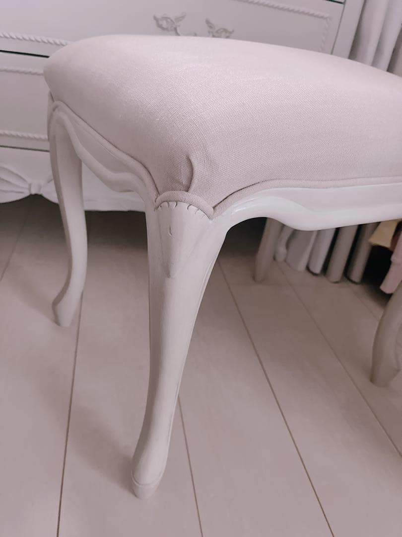 布張りスツール 薄いピンク　アンティーク