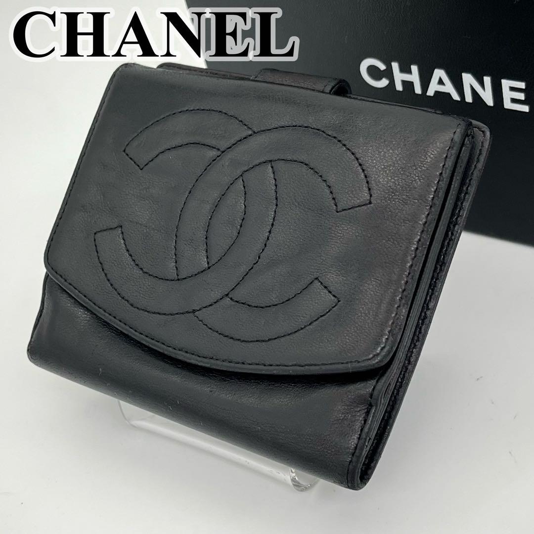CHANEL 二つ折り財布 デカココマーク ロゴ入り ラムレザー ブラック
