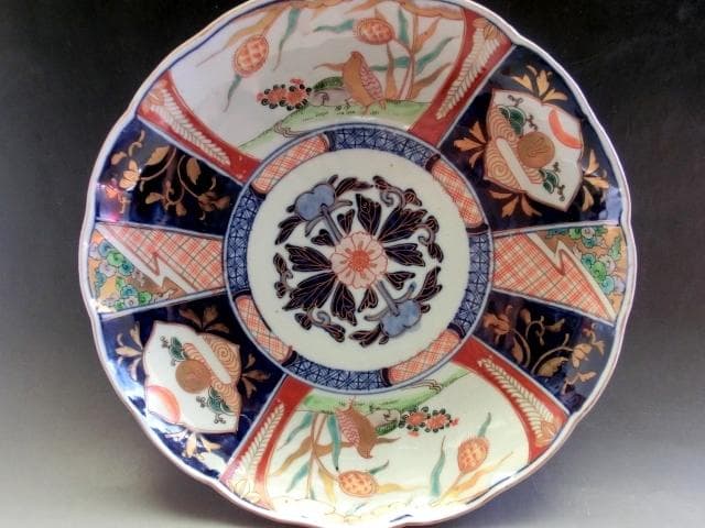 大皿■赤絵兎紋窓絵染錦絵花唐草紋皿 花弁型(江戸後期～明治期)古伊万里 時代物■ 大皿□赤絵兎紋窓絵染錦絵花唐草紋皿 花弁型(江戸