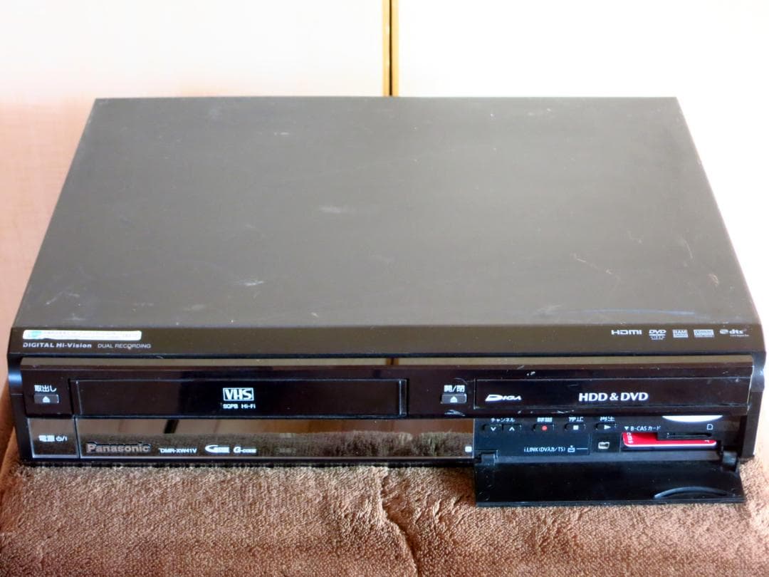 Panasonic HDD内蔵VHS一体型 DVDレコーダー DMR-XW41V