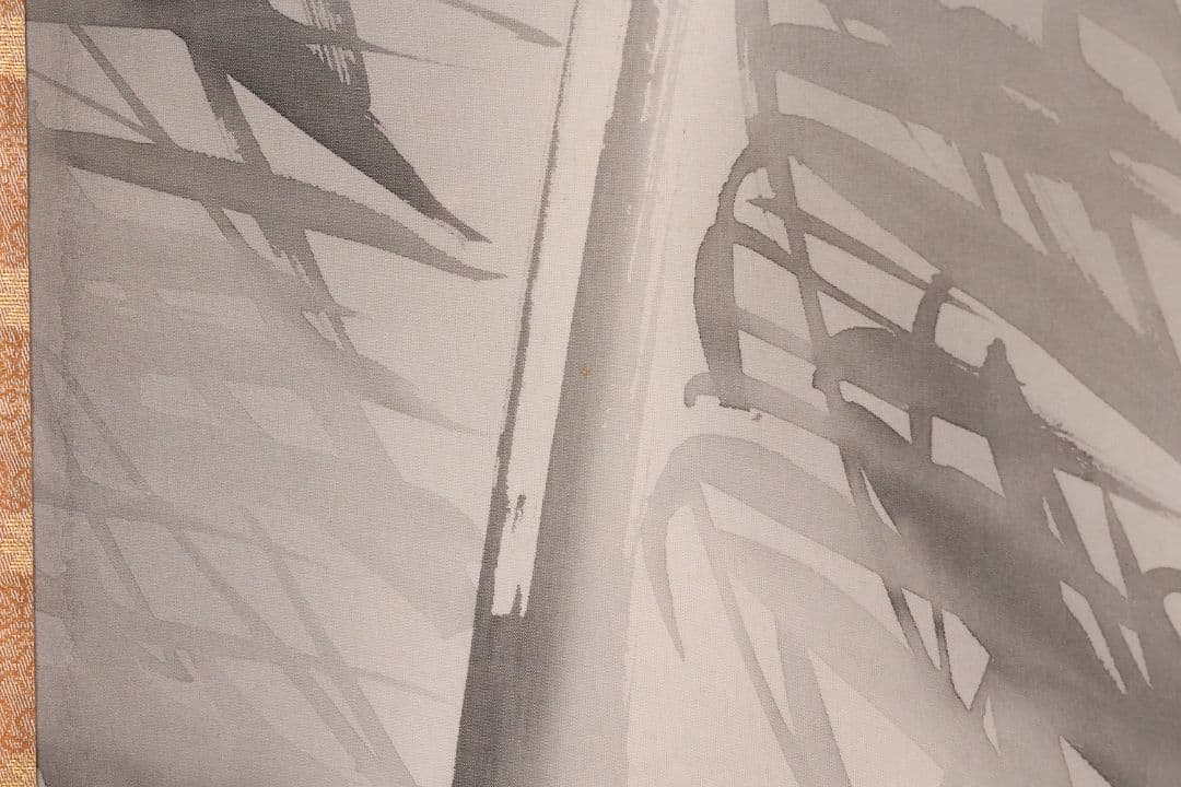 【模写】日本画 彩色 苅谷翠虹「猛虎の図」絹本 掛け軸 大幅 木箱 MA547