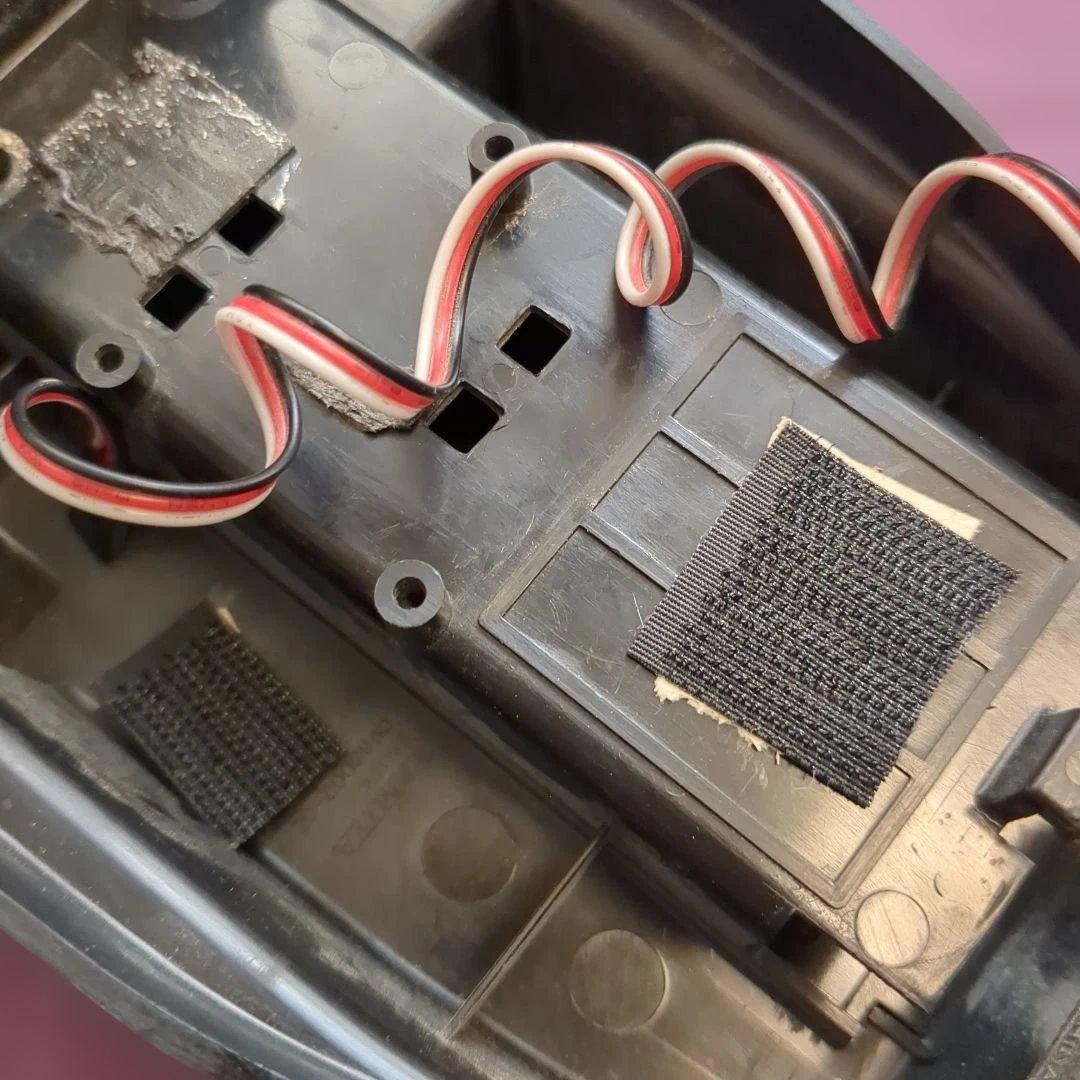 ジャンク品　セイントドラゴンボディ　シャーシ不明（ミキシング）