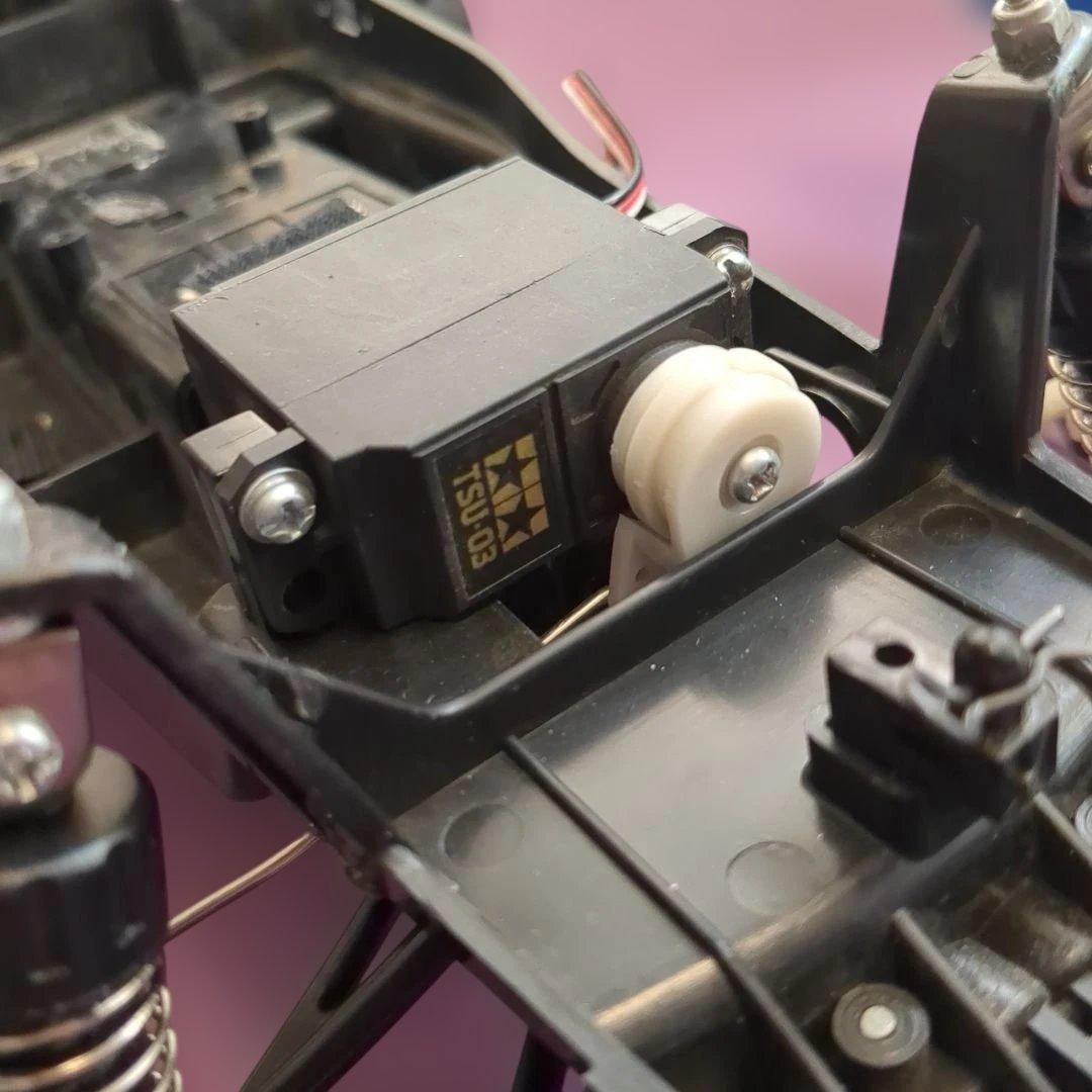 ジャンク品　セイントドラゴンボディ　シャーシ不明（ミキシング）