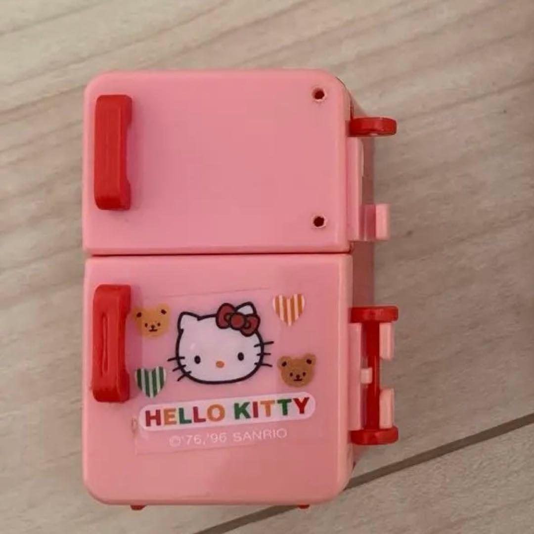 平成レトロ　サンリオ　ハローキティ　ミニチュア　食玩　ままごとセット　生活用品
